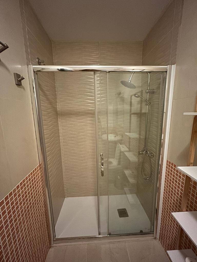 Ferienwohnung Piso Moderno En El Centro Historico A 3 Min Del Mar Estepona Exterior foto